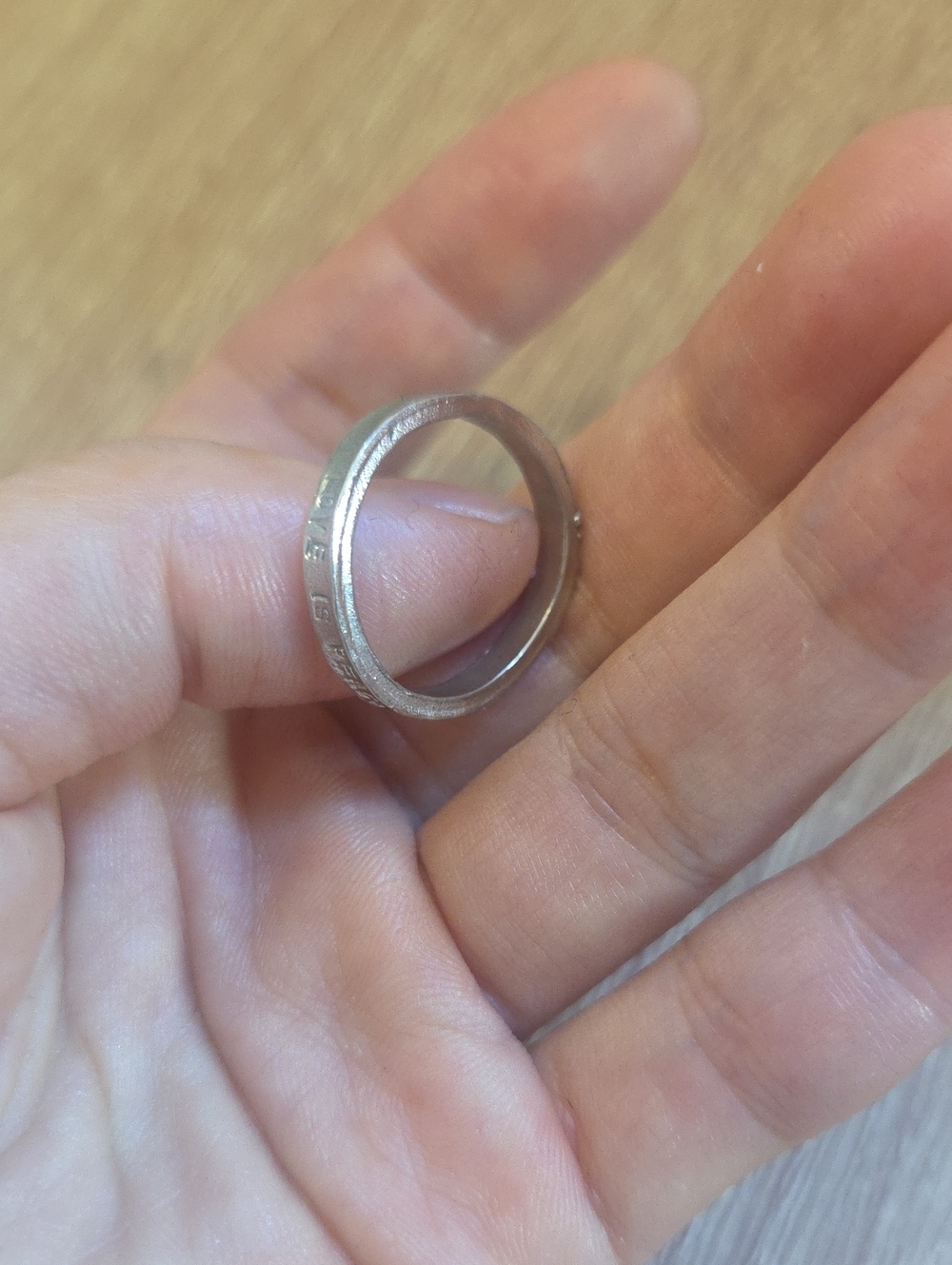 Silver ring - Picture 7 of 8